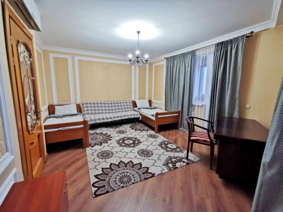 Penthouse With 3-Bedrooms Алматы Экстерьер фото